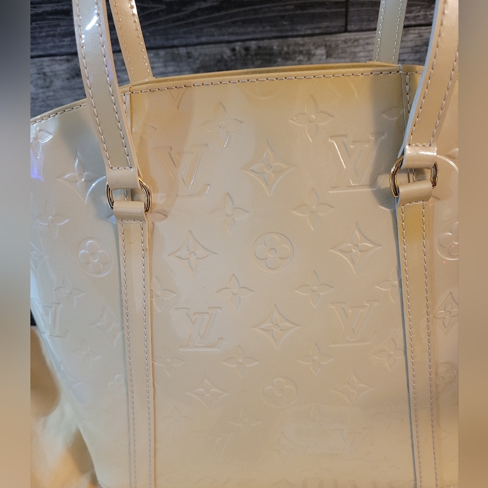 Louis Vuitton Avalon Vernis **READ DESCRIPTION ** - Picture 8 of 16